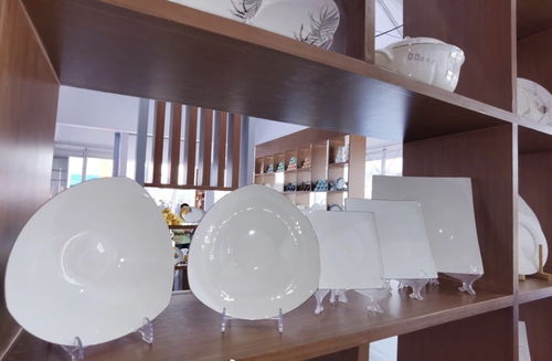 刚刚 2020山西 朔州陶瓷产品进出口交易会在应县开幕