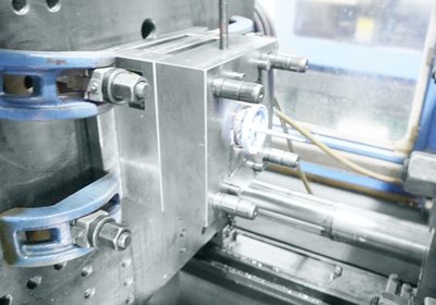 打进特斯拉供应链,康柏工业陶瓷用实力说话