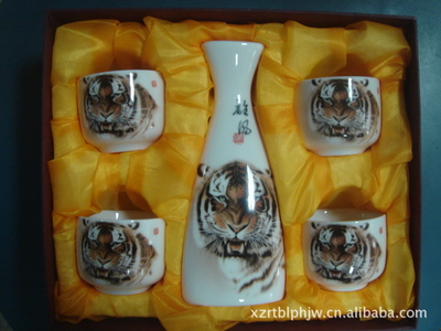 厨具瓷器的艺术与实用 提升家居品质的陶瓷制品销售指南